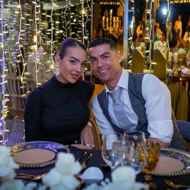 Lộ thời điểm Ronaldo làm đám cưới với Georgina sau màn cầu hôn bằng nhẫn kim cương 130 tỷ gây choáng- Ảnh 3.