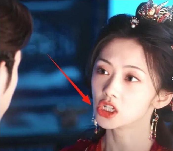 Bộ phim khiến khán giả quay lưng vì nam nữ chính diễn kém, 