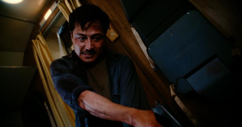 Tử Chiến Trên Không tung trailer cực căng: Thái Hòa tàn bạo chưa từng thấy, đẫm máu đến từng khung hình- Ảnh 4.