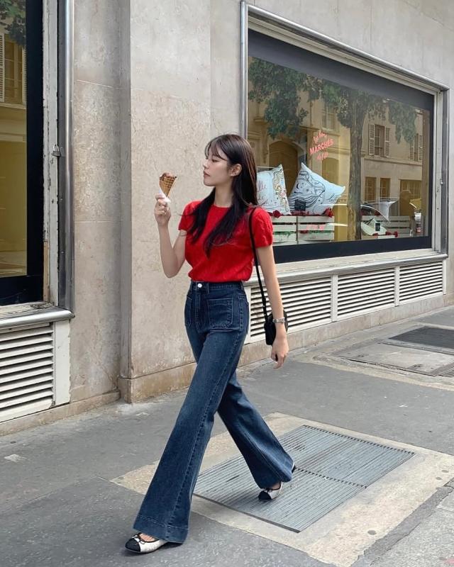 4 mẫu áo mùa thu sành điệu nhất để phối cùng quần jeans- Ảnh 4.
