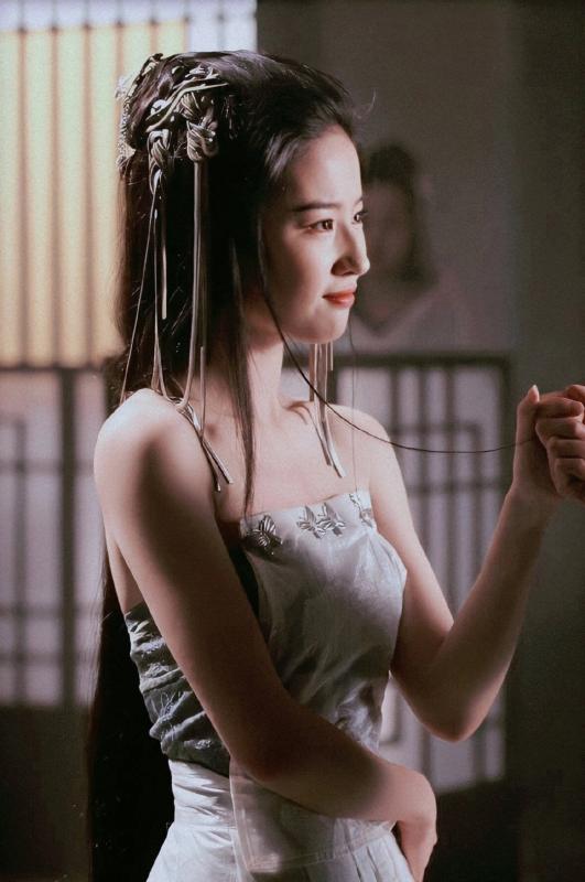 5 tạo hình cổ trang đẹp nhất cuộc đời Lưu Diệc Phi: Cả đời 
