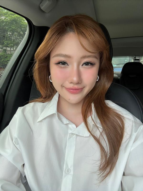 Câu trả lời của em gái Trấn Thành trước nghi vấn hẹn hò 1 Anh trai 