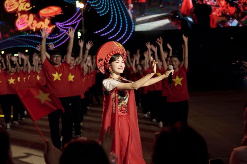 Hòa Minzy 