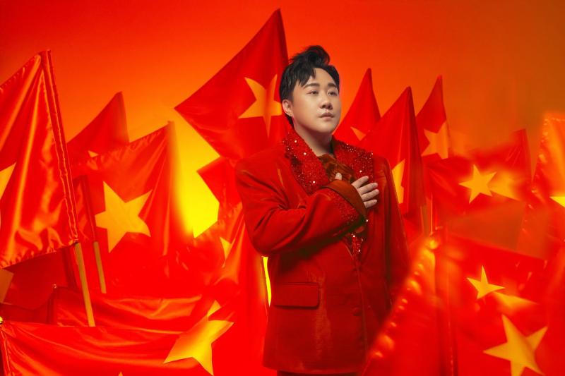 “Điều quan trọng không phải có bao nhiêu người hát về Tổ quốc, mà là mỗi người truyền tải nó bằng cảm xúc, trải nghiệm thật sự của mình”- Ảnh 4.