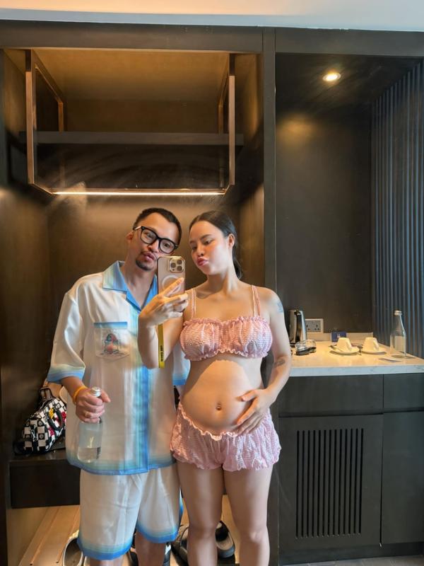 Anh tài và vợ vũ công kém 13 tuổi thông báo có con đầu lòng- Ảnh 2.