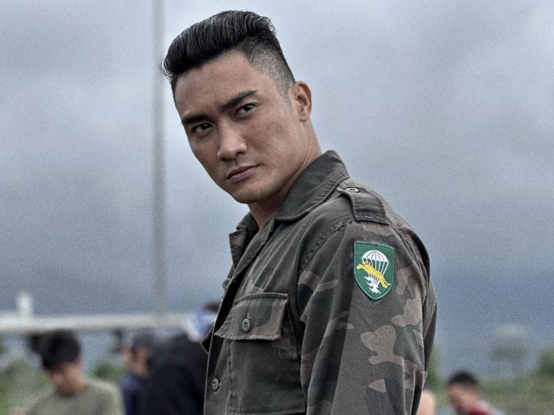 Mỹ nam gây sốc nhất Mưa Đỏ: Ác toàn diện vẫn không ai ghét nổi, lên hình vài phút mà cả triệu người vỗ tay- Ảnh 3.