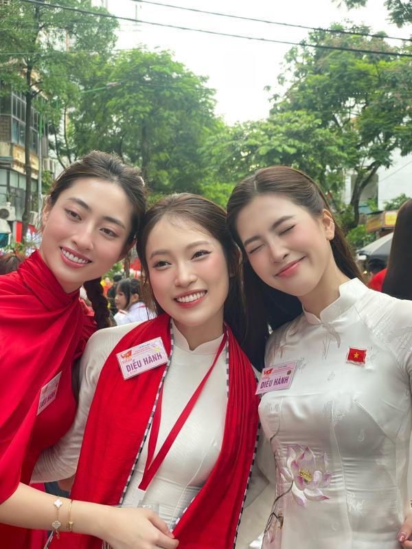 "Mỹ nhân Việt ngàn năm có một" viral cõi mạng sau tổng duyệt A80: Không phải vì quá đẹp, mà lại vì biểu cảm "khó đỡ" cỡ này!- Ảnh 3.
