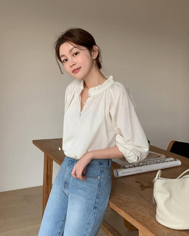 Kiểu áo sau 30 tuổi ai cũng mặc, nhưng muốn đẹp thì cần tránh 1 sai lầm- Ảnh 4.