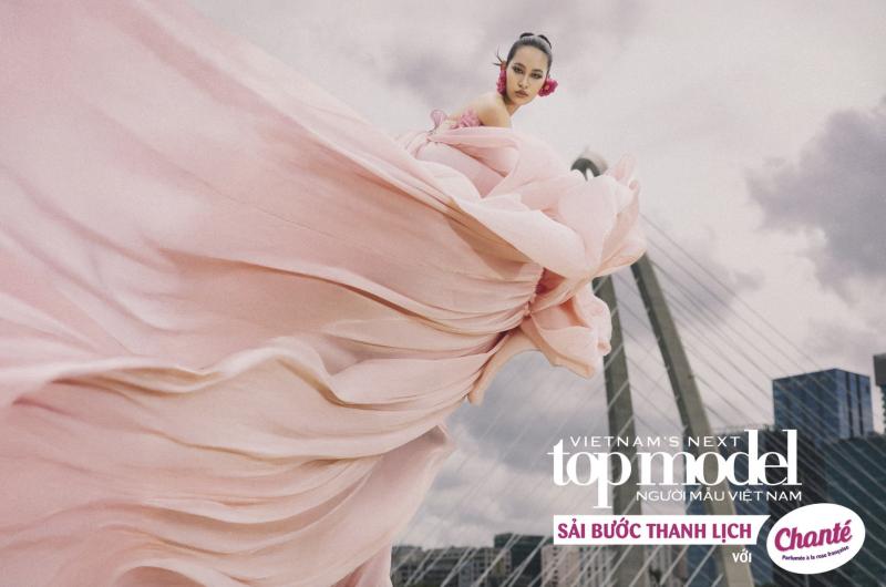 Thanh Hằng lại bị soi cách thị phạm, khán giả phản ứng bất ngờ- Ảnh 16.