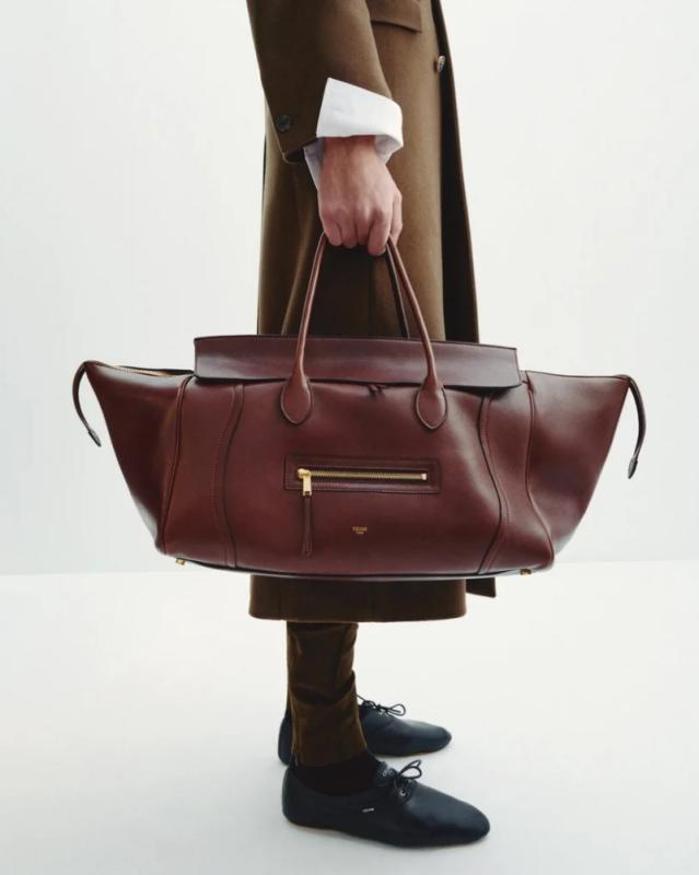 3 chiếc túi huyền thoại tái xuất 2025: Balenciaga, CELINE, Chloé khiến giới mộ điệu "nháo nhác" tìm mua- Ảnh 9.