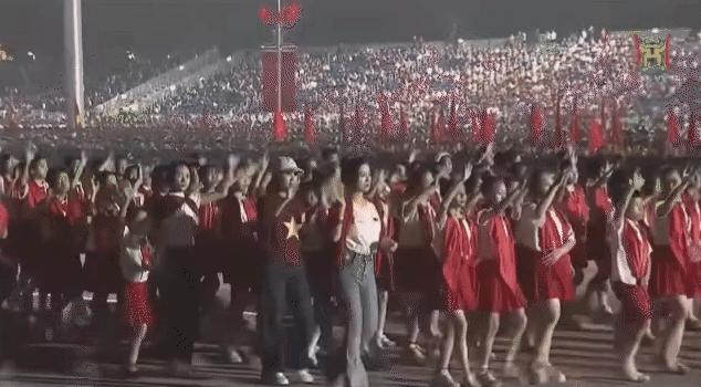 “Con cưng” của các concert quốc gia: Mỹ nhân có giọng hát miễn chê, visual  trẻ đến mức đi lạc vào Khối Thiếu Nhi cũng khó nhận ra- Ảnh 3.
