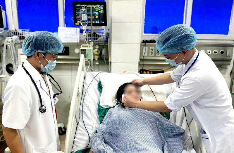 11 năm chờ đợi và kỳ tích ở tuần thai 31: Câu chuyện của mẹ bầu IVF mắc bạo bệnh- Ảnh 1.