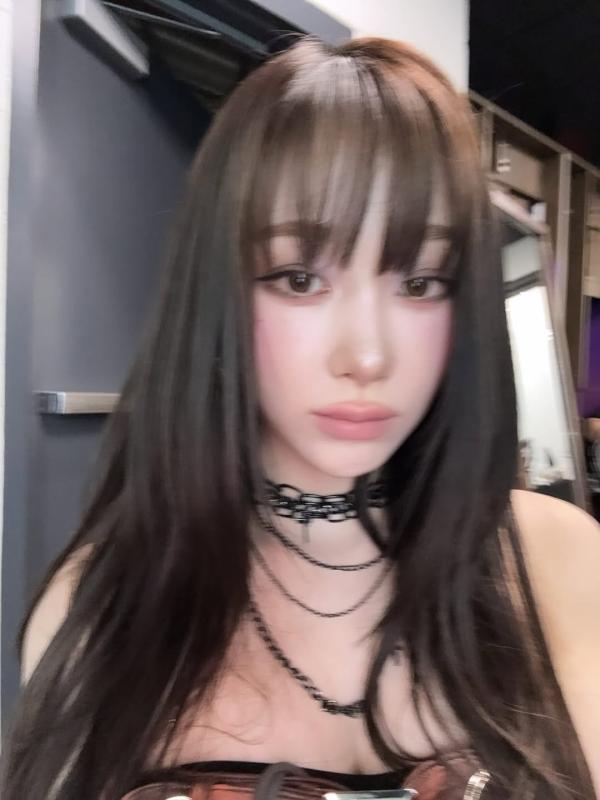 Gương mặt đơ cứng phát sợ của 