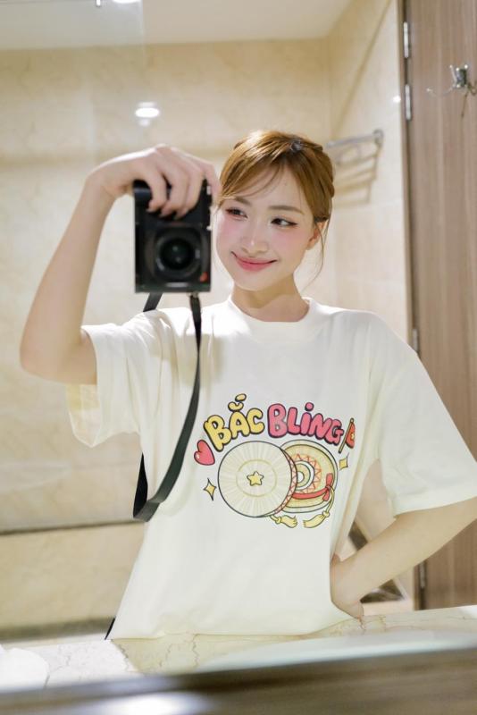 Hòa Minzy da trắng sáng, căng bóng nhờ chăm uống 1 loại nước trước khi đi ngủ: Phụ nữ tuổi 30+ khuyến khích dùng để đẹp da, chống loãng xương- Ảnh 6.