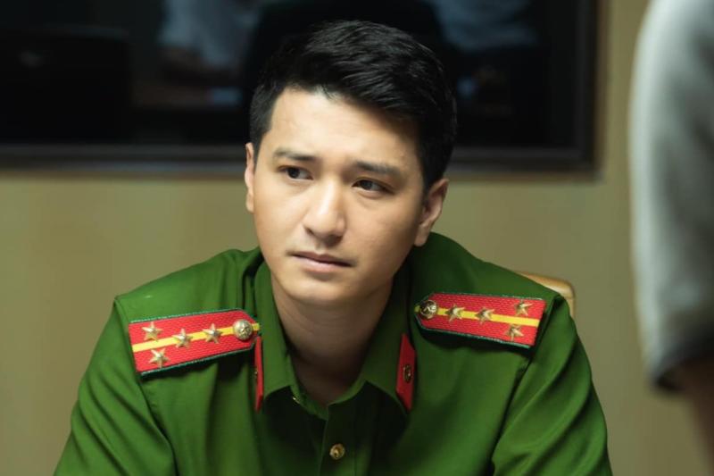 Mỹ nam Vbiz đi xem Tổng duyệt A80 mà viral khắp MXH: Cười lên đẹp phát sáng, chị em thi nhau nhường chỗ- Ảnh 5.