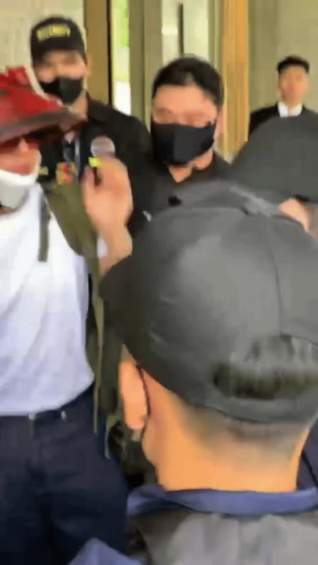 “Chồng quốc dân” DPR IAN khiến fan Việt mất ngủ, còn thả tim 1 cô nàng có visual xinh ngất ngây- Ảnh 4.