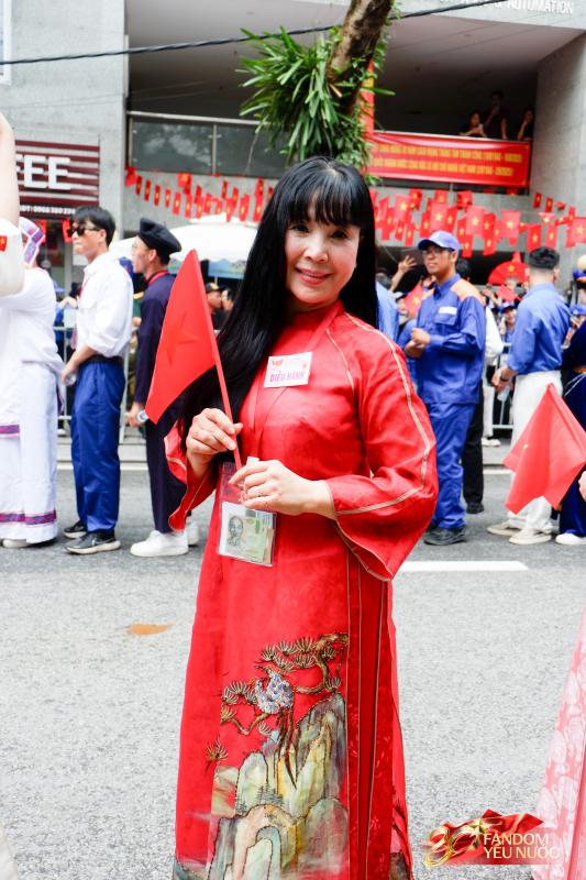 Dàn sao tại buổi sơ duyệt Đại lễ 2/9: Đen Vâu - Hoàng Thùy Linh chung khung hình, Tiểu Vy - Lương Thùy Linh rạng rỡ qua camera thường- Ảnh 7.