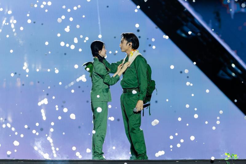 Cô gái 2 lần làm ngoại lệ của SOOBIN: Xinh như công chúa khiến “đàng trai” cứ dán mắt vào- Ảnh 7.