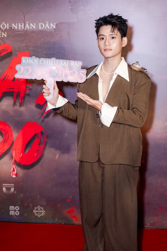 Thảm đỏ hot nhất hôm nay: Hứa Vĩ Văn U50 vẫn lấn át hội nam thần, 1 nàng thơ đẹp quá mức thách thức mọi filter- Ảnh 5.