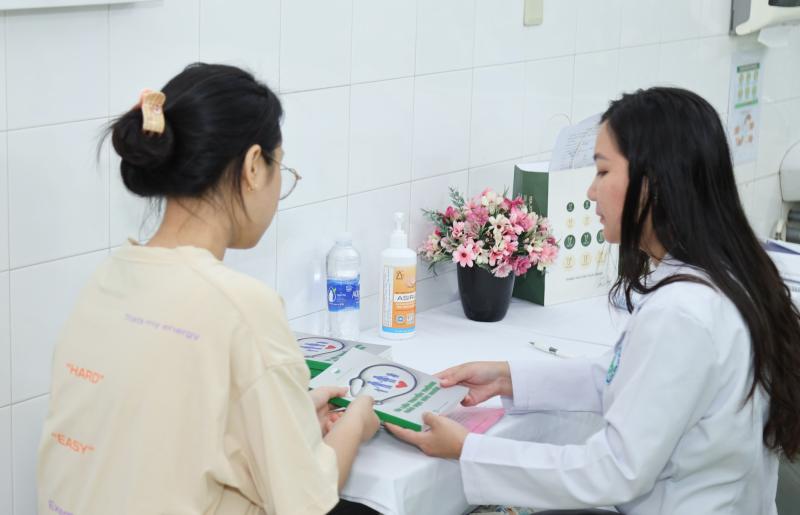 12 trường hợp không được hưởng BHYT khi khám chữa bệnh- Ảnh 1.
