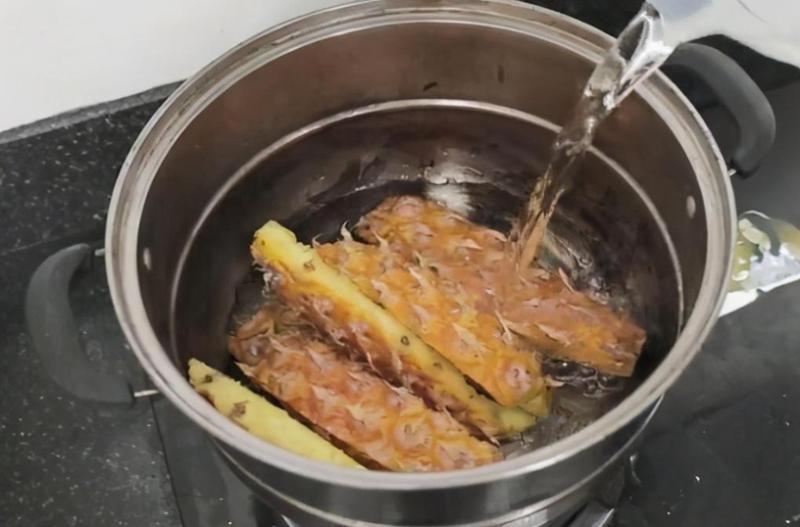 Phần dứa bị bỏ đi "phí nhất thế giới" giúp hạ huyết áp, ngừa ung thư, giải nhiệt hiệu quả- Ảnh 2.