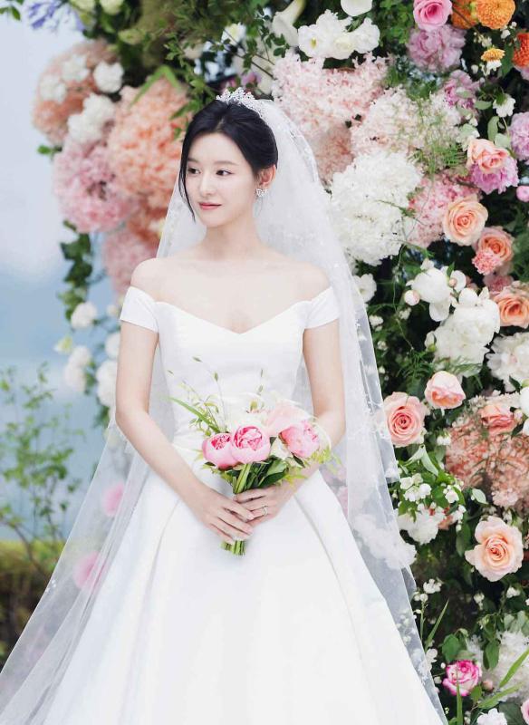10 mỹ nhân có gu thời trang đẹp nhất phim Hàn: Mặc bộ nào sang bộ đó còn bóc mẽ nhân vật đỉnh thôi rồi- Ảnh 14.