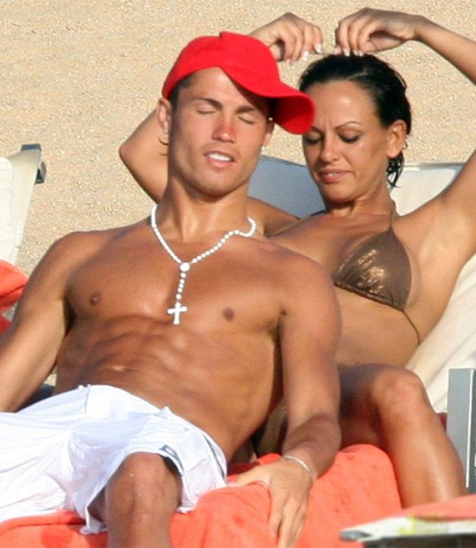 Tình sử thị phi của Ronaldo trước khi đính hôn- Ảnh 6.