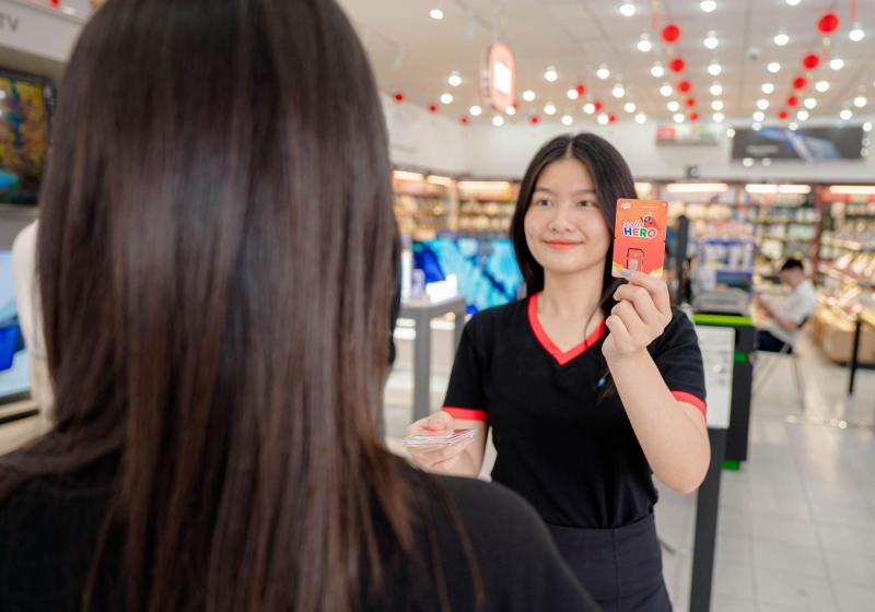 Chỉ 149.000 đồng/ tháng, tận hưởng chính sách bảo hành 1 đổi 1 khi mua điện thoại tại FPT Shop- Ảnh 2.
