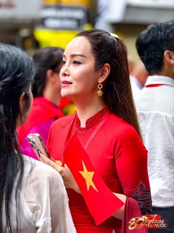Đen Vâu, Hoàng Thuỳ Linh và loạt nghệ sĩ Việt xin được tham gia diễu hành dịp 2/9- Ảnh 7.