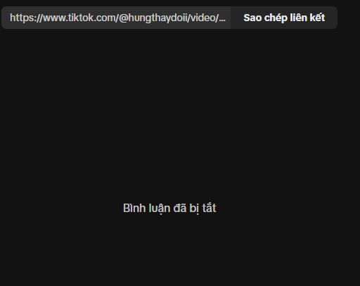 Em trai Hòa Minzy hứng bão chỉ trích vì lên mạng 