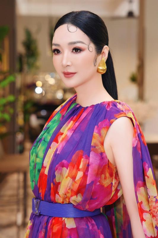 Trương Ngọc Ánh tuổi 49 rất chăm làm 1 việc để bơm collagen, 1 Hoa hậu 54 tuổi cũng duy trì để nhan sắc tươi trẻ đáng ngưỡng mộ- Ảnh 7.