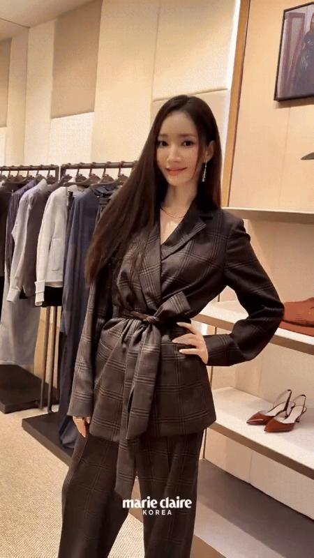 Diện mạo tuổi 39 của Park Min Young: Sốc vì trẻ, nhưng cấn nhất phần cằm- Ảnh 3.
