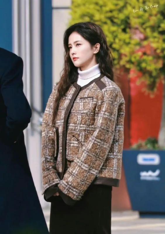 Bạch Lộc mặc Gucci quá tệ, nhìn sang Chi Pu khác hẳn- Ảnh 8.