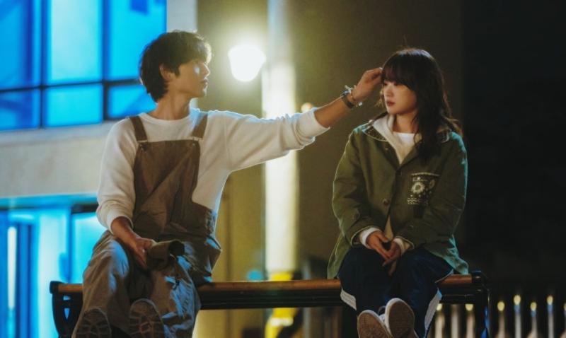 Chỉ có trời mới cứu được Song Joong Ki- Ảnh 5.