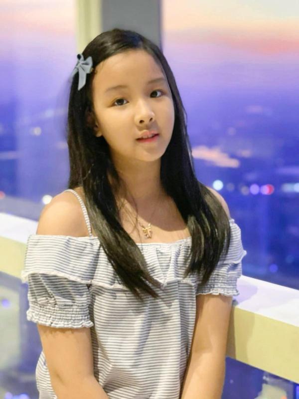 Con gái Hoa hậu Thùy Lâm 12 tuổi cao 1,72m, vẻ ngoài được ví như mỹ nhân sở hữu nhan sắc vô địch thiên hạ- Ảnh 2.