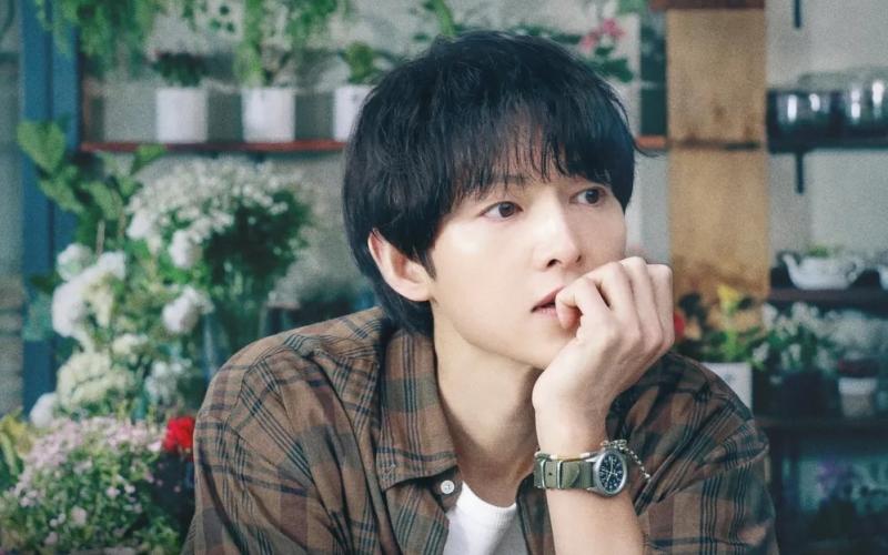 Chỉ có trời mới cứu được Song Joong Ki- Ảnh 1.