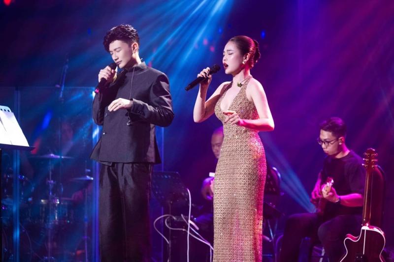 Dược sĩ Tiến hát như muốn nhai cả mic, biểu cảm dọa ma khiến netizen phát hoảng!- Ảnh 5.