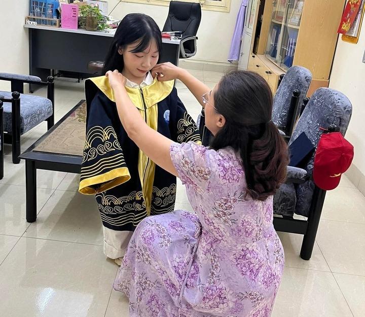 Nữ sinh tí hon, mồ côi cha mẹ vượt số phận tốt nghiệp loại giỏi trường Thuỷ lợi- Ảnh 3.