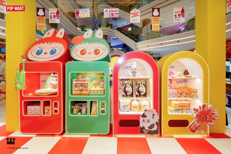 LABUBU “đổ bộ” TP.HCM với trải nghiệm mua sắm Wacky Mart cực kỳ độc đáo- Ảnh 3.