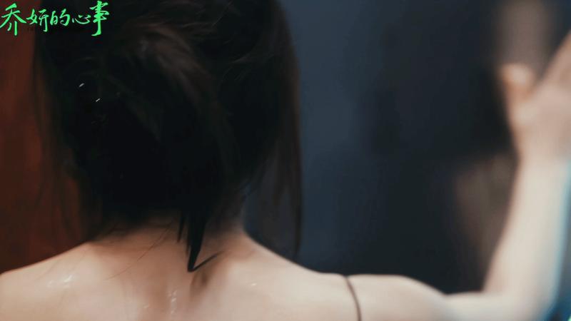 Diễn kém và thiếu khí chất minh tinh, Triệu Lệ Dĩnh lép vế trước “bản sao”- Ảnh 4.