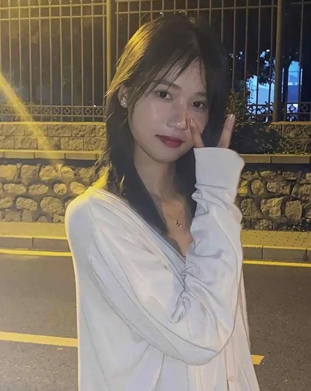Hot girl điền kinh xứ Trung bị chỉ trích vì nhảy như "gắn lò xo" mà vẫn đẹp, lời đáp trả nghe sướng tai- Ảnh 2.