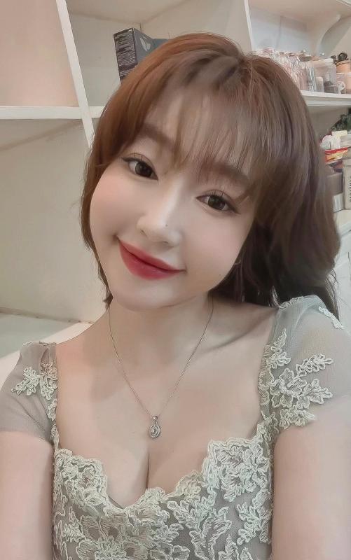 Không thể nhận ra "biểu tượng gợi cảm" đình đám showbiz Việt ở tuổi U40- Ảnh 9.