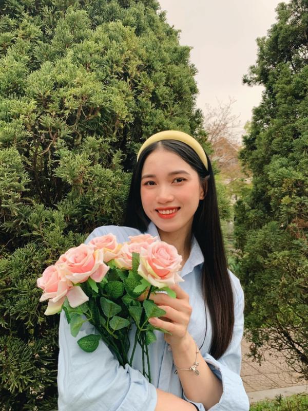 Visual sáng bừng hoà chung không khí yêu nước của hotgirl bóng chuyền Nguyễn Thị Phương- Ảnh 10.
