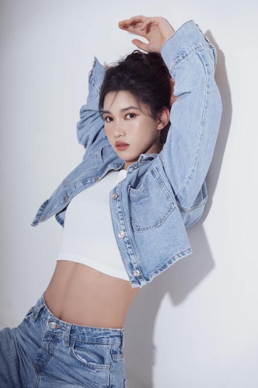Visual sáng bừng hoà chung không khí yêu nước của hotgirl bóng chuyền Nguyễn Thị Phương- Ảnh 11.