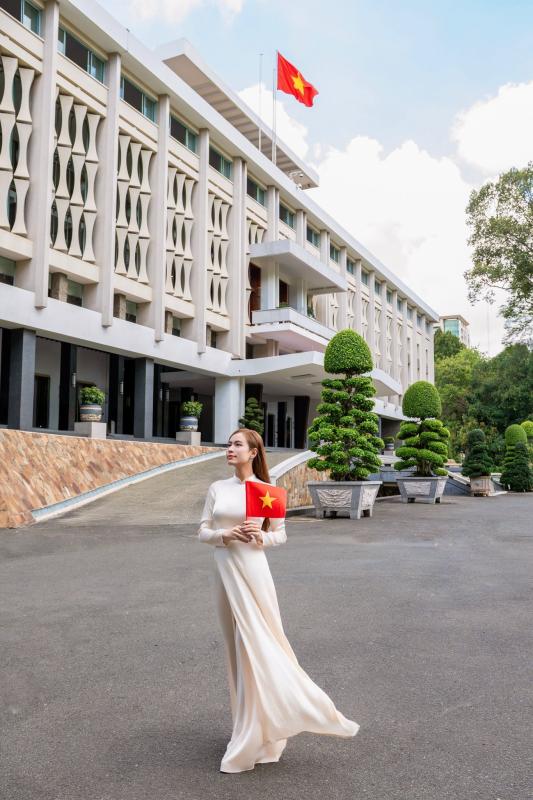 "Bóc giá" những thiết áo dài mà Hoàng Thùy Linh từng diện: Có mẫu áo giá hơn 6 triệu đồng- Ảnh 15.
