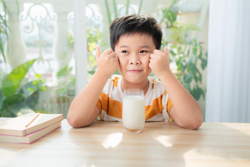 Tâm sự của người mẹ quyết tâm cho con uống sữa công thức đến tận năm lớp 1, ai nghe xong cũng ngỡ ngàng!- Ảnh 3.