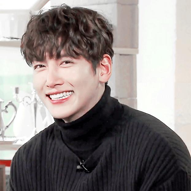 10 mỹ nam cười đẹp nhất Hàn Quốc: Lee Min Ho lép vế trước Park Bo Gum, số 1 ghét mấy cũng phải mê mẩn- Ảnh 2.
