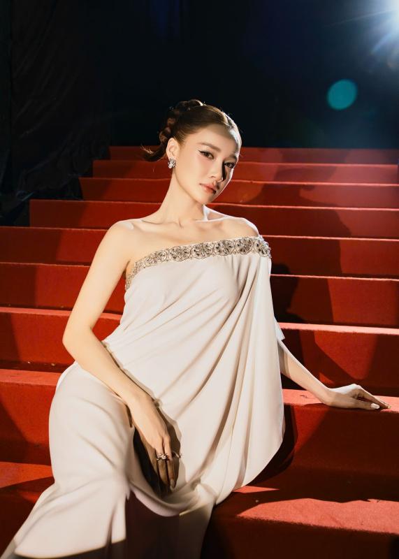 Nhã Phương xác nhận đang mang thai lần 3, Trường Giang vui quá nên sai 1 thông tin cực quan trọng!- Ảnh 4.