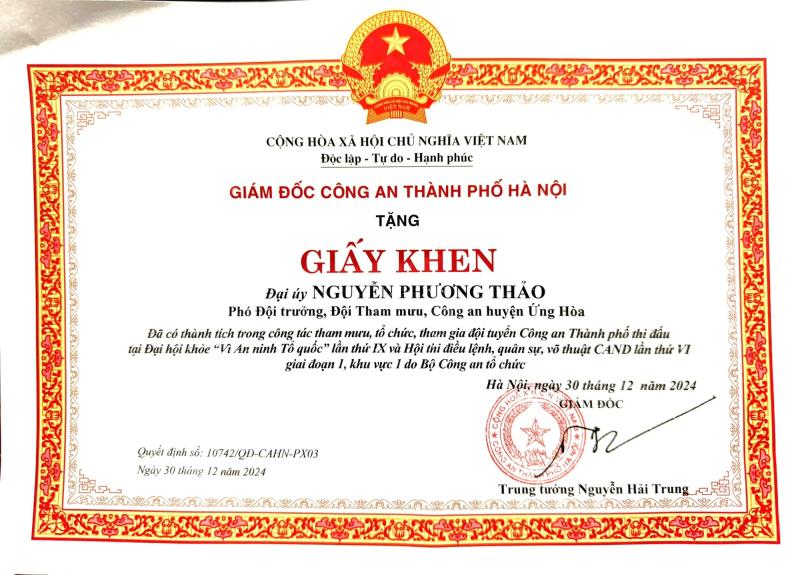 Đại uý Công an xinh đẹp, giỏi võ quật ngã "quái xế" ở Hồ Gươm: Tôi vẫn còn độc thân- Ảnh 8.