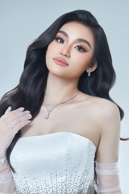 Nhan sắc đời thường ít phấn son của tân Miss Grand Vietnam 2025- Ảnh 3.